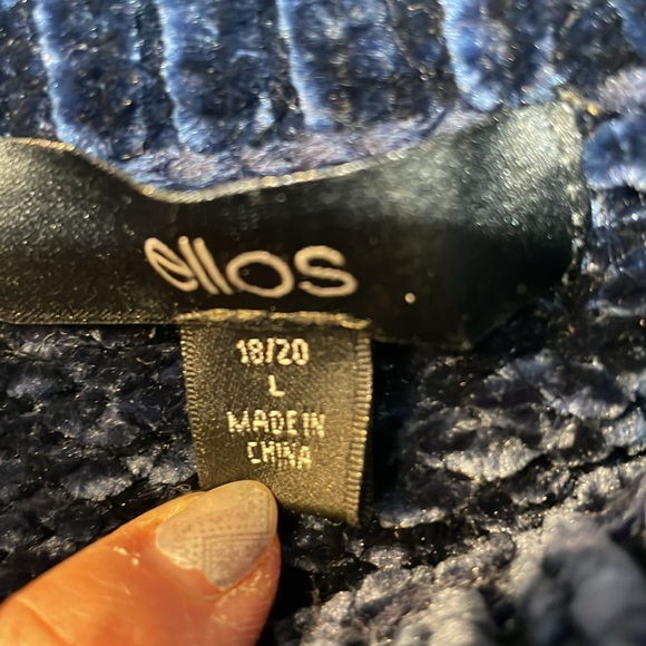 Ellos Chenille navy Blue Sweater thick soft - Picture 9 of 9
